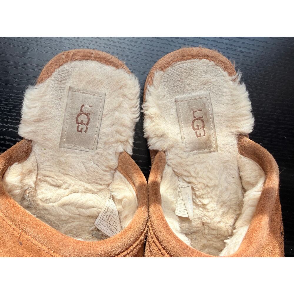 UGG Scuff Slippers Chestnut Suede Shearling Lined Womens Size 7 Cozy Slide - Picture 3 of 8